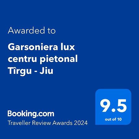Târgu JiuGarsoniera Lux Centru Pietonal Tirgu - Jiuアパートメント エクステリア 写真